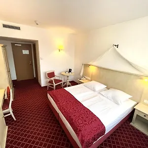 Chateau Kurfuerstendamm 4*, Berlino Germania
